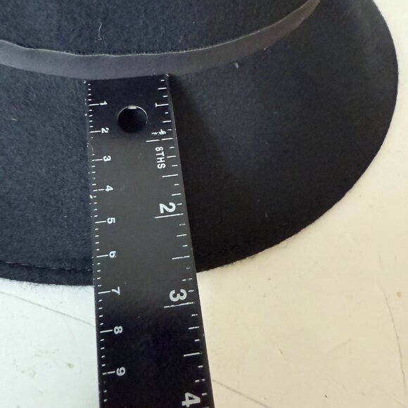 Apt 9 Black Wool Cloche Hat Gold Horsebit Detail Womens Fashion Vintage Style - Picture 11 of 16